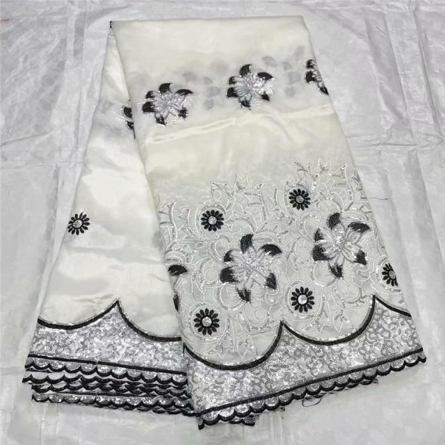 Tissu Hindou Blanc