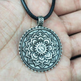 Pendentif Indien Rosace Argentée