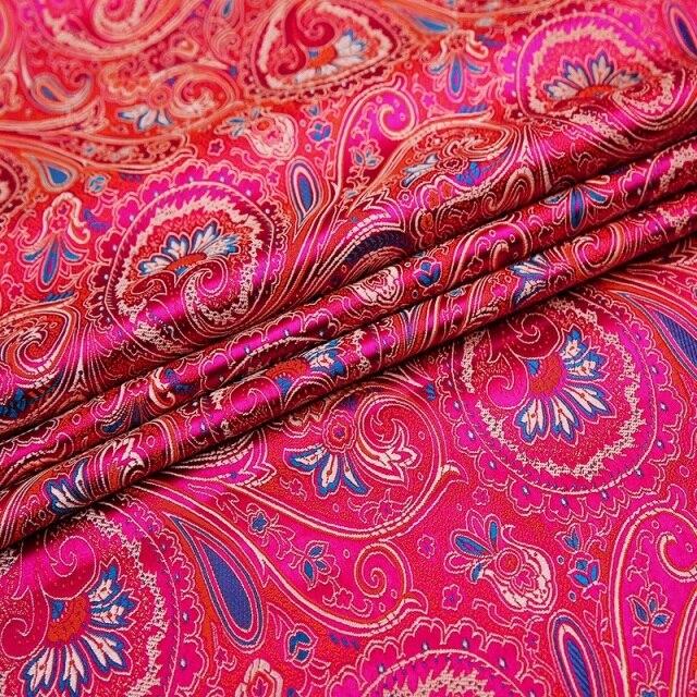 Tissu Indien Jacquard Rose Bonbon